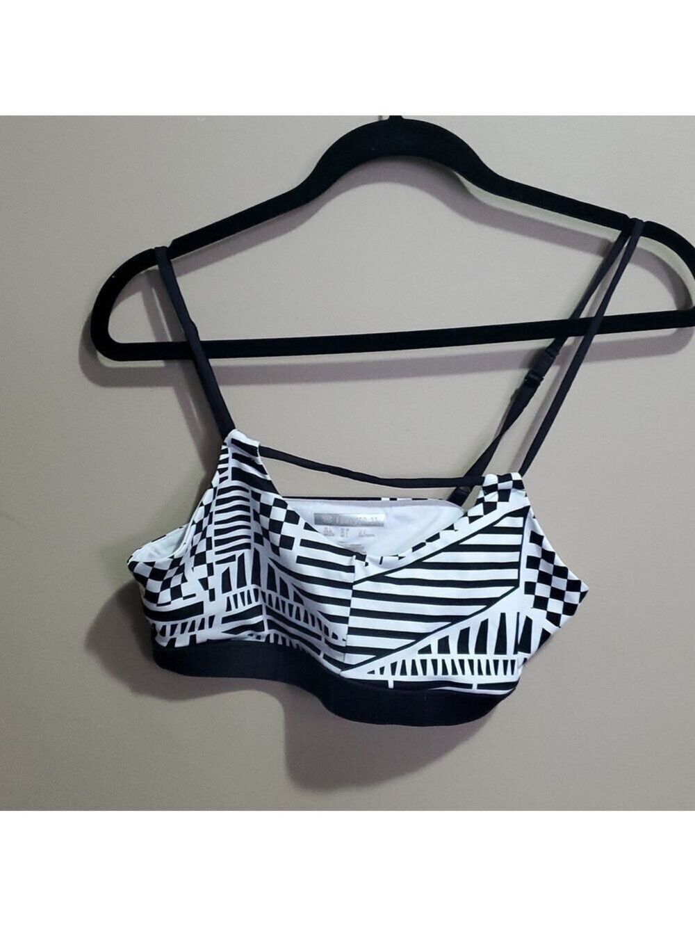 FOREVER 21 striped bikini top black and white size large